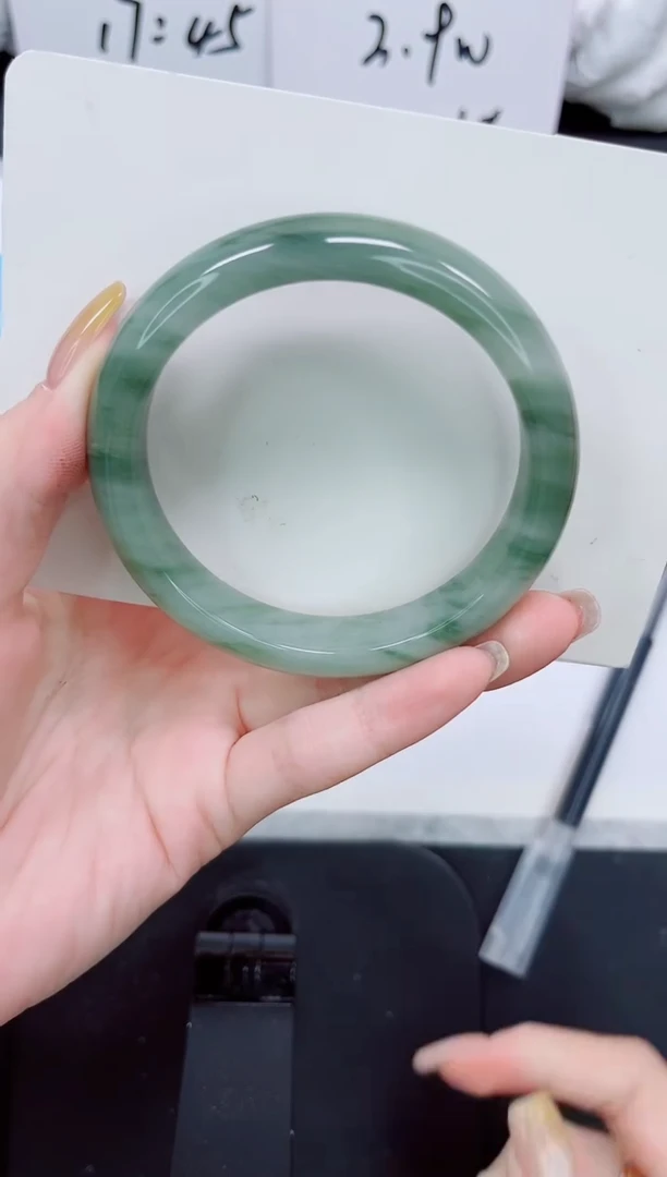 石英质玉手镯未镶嵌291