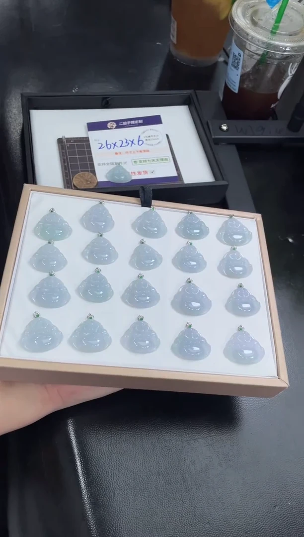 18K金镶嵌挂件翡翠佛公FL5/多样性发其一CP配绳