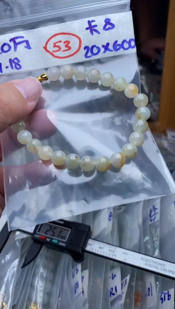 未镶嵌定制翡翠纯天然缅甸翡翠多样性