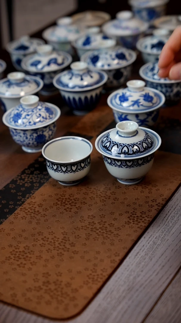 【闪购商品】盘花宝相盖碗＋杯111111111