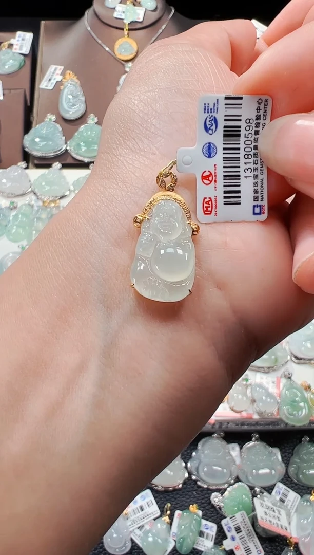 【闪购商品】翡翠吊坠(不含链)18K金镶嵌财神爷吊坠598