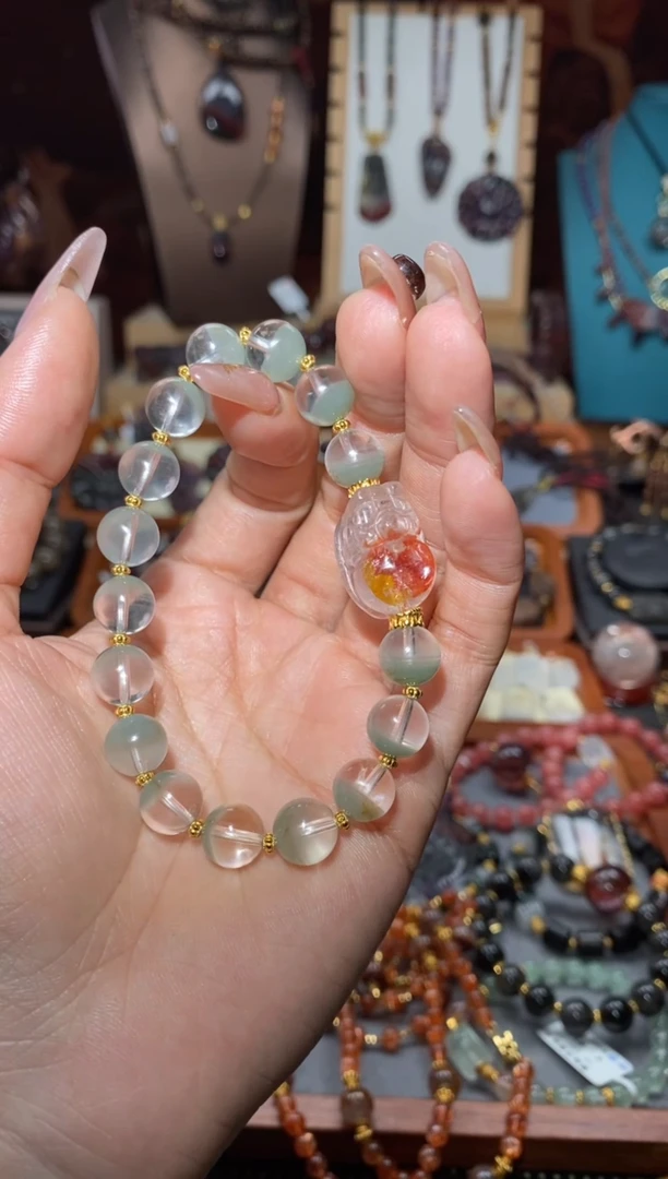 【闪购商品】水晶手串未镶嵌翠幽灵锦鲤胶花貔貅