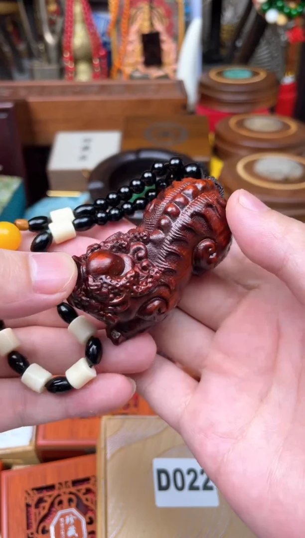 木---------------手貔貅