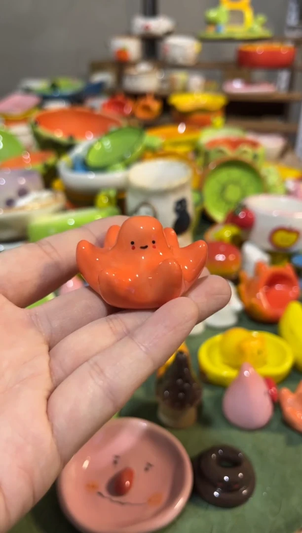 129手绘釉下彩微瑕陶瓷