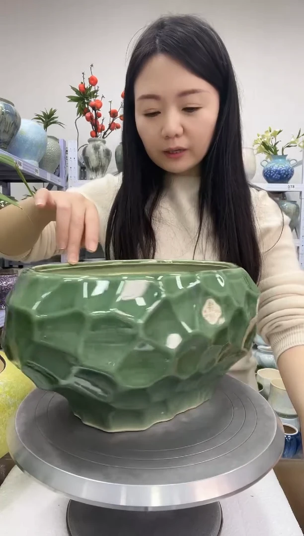 【1.2】花盆链接 高：16  口：25