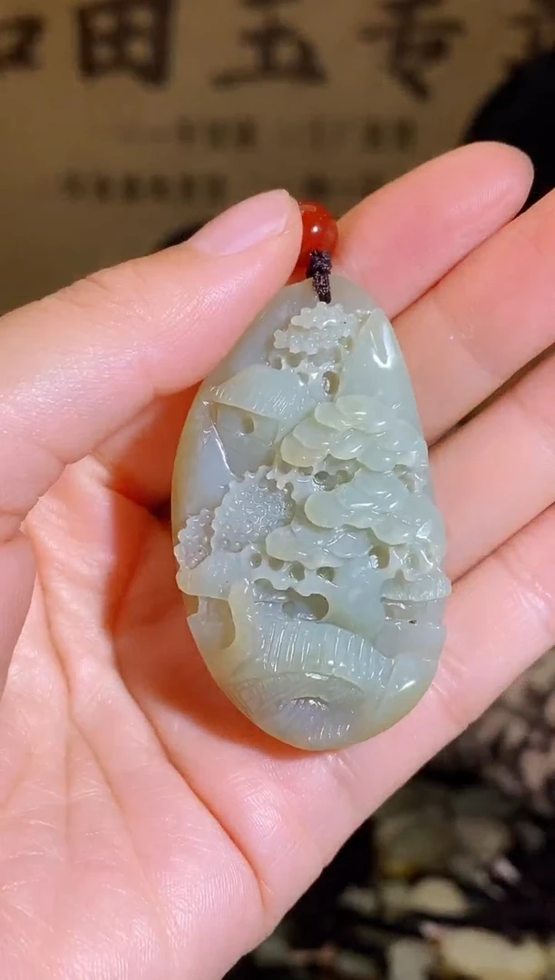 颈饰未镶嵌和田玉1