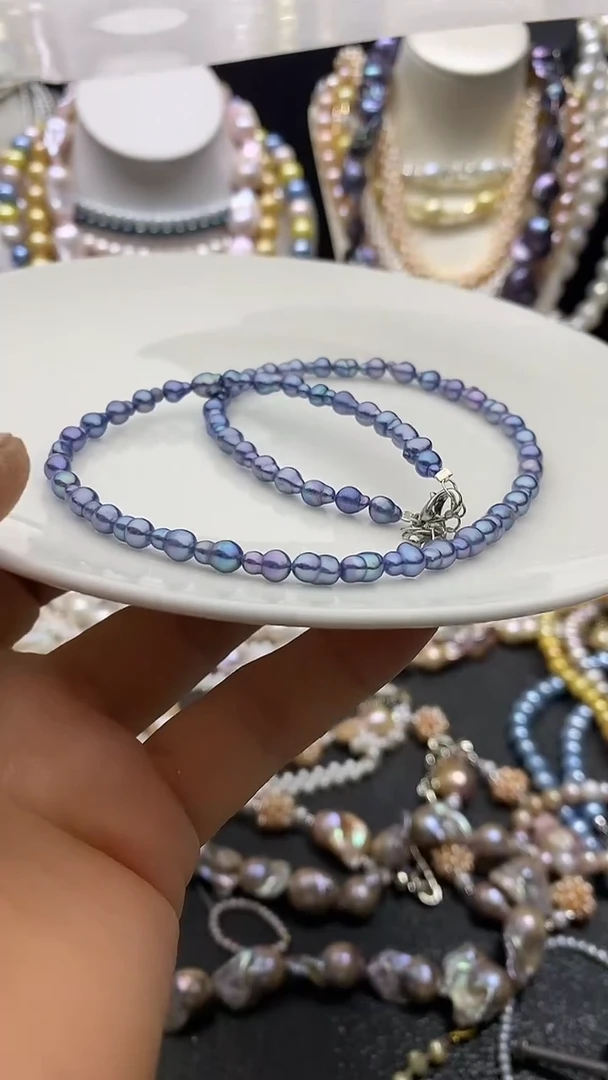 颈饰未镶嵌淡水珍珠多人