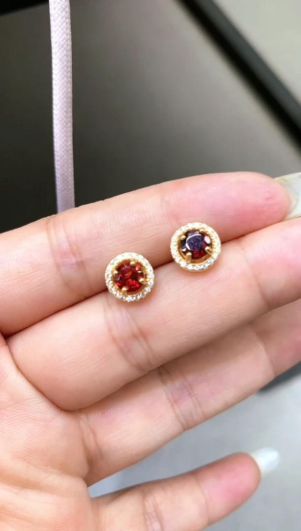 【闪购商品】石榴石（芬达石）耳饰银S925镶嵌天然石榴石耳钉