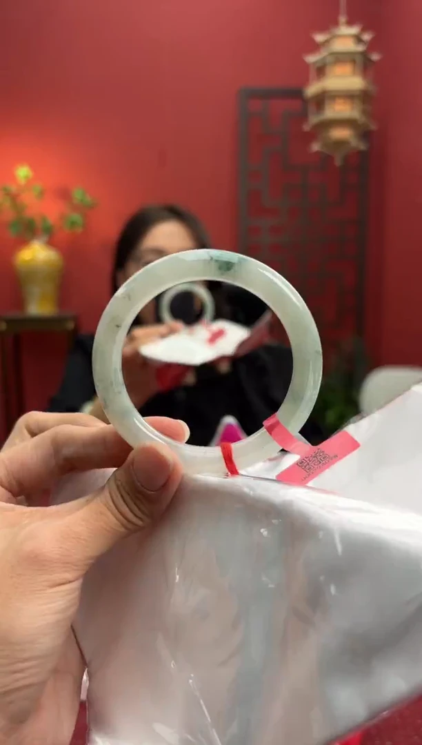 未镶嵌手镯（圆镯）翡翠翡翠手镯27