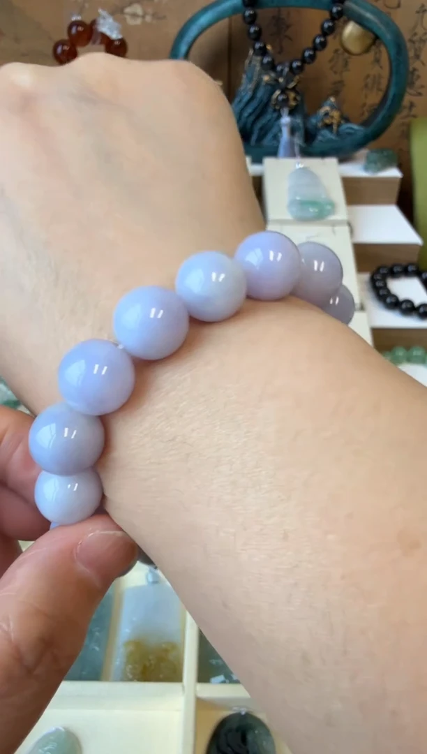 翡翠挂件未镶嵌A货翡翠多样性孤品