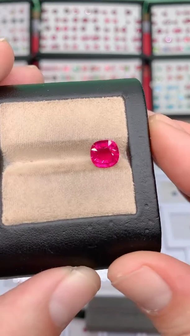 未镶嵌裸石碧玺卢比来2.1ct