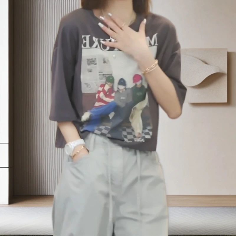 【潮流女孩】2025夏季新款时尚休闲气质韩版T恤上衣