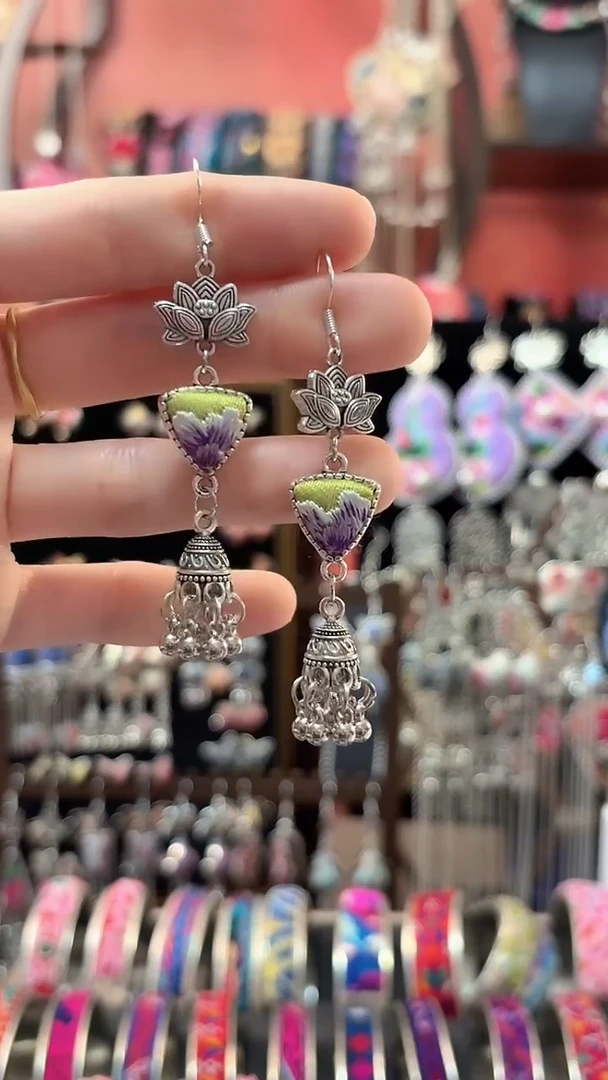 织绣 云织谣民族风精美饰品   105