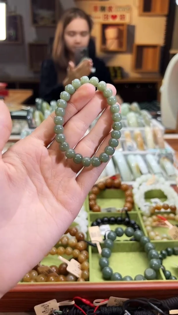 未镶嵌手串和田玉皮勒青了现在手串卡7x8