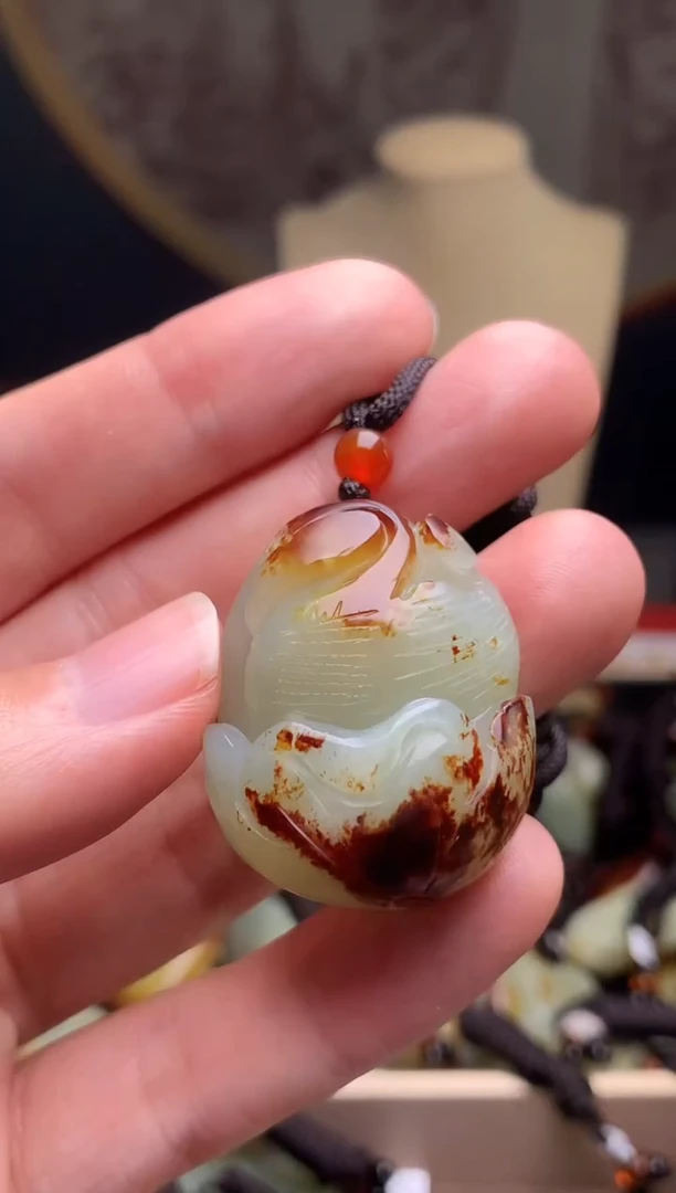 颈饰未镶嵌和田玉新疆料青海料清水和田玉吊坠