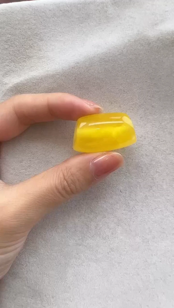 【闪购商品】琥珀裸石未镶嵌10207082-吊坠