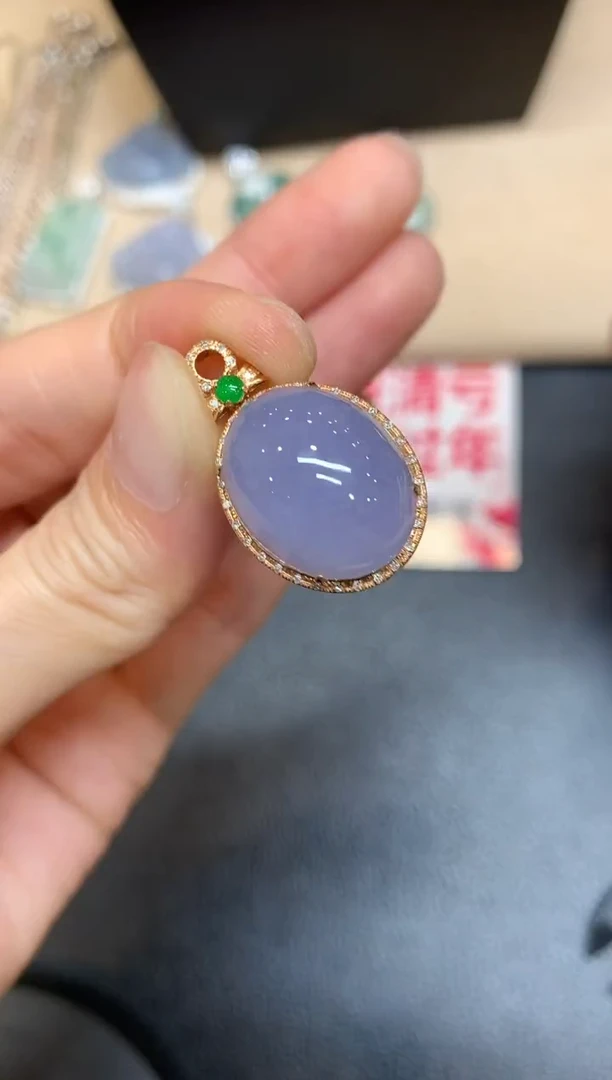 【闪购商品】翡翠吊坠(不含链)18K金镶嵌蛋面【无服务费