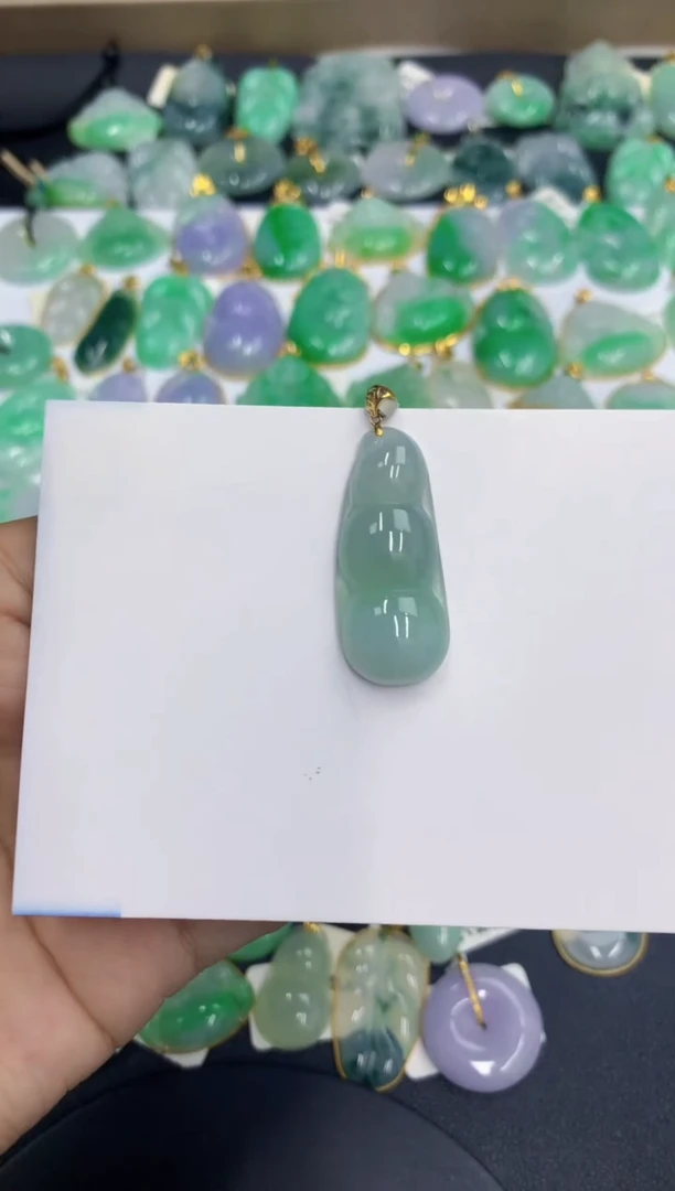 翡翠未镶嵌颈饰缅甸翡翠a货