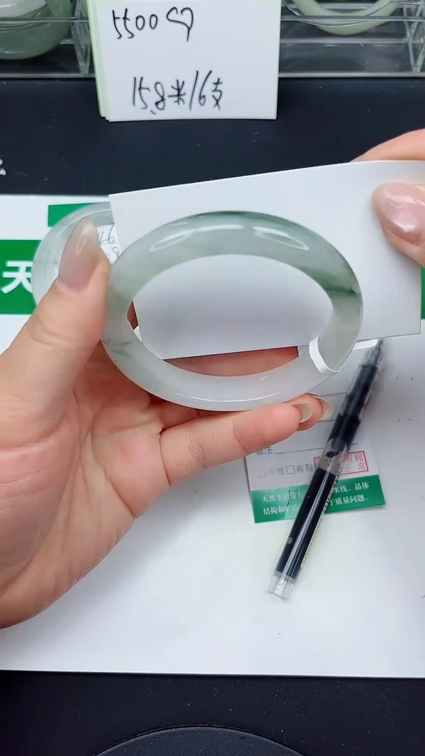 未镶嵌手镯石英质玉147-58/59