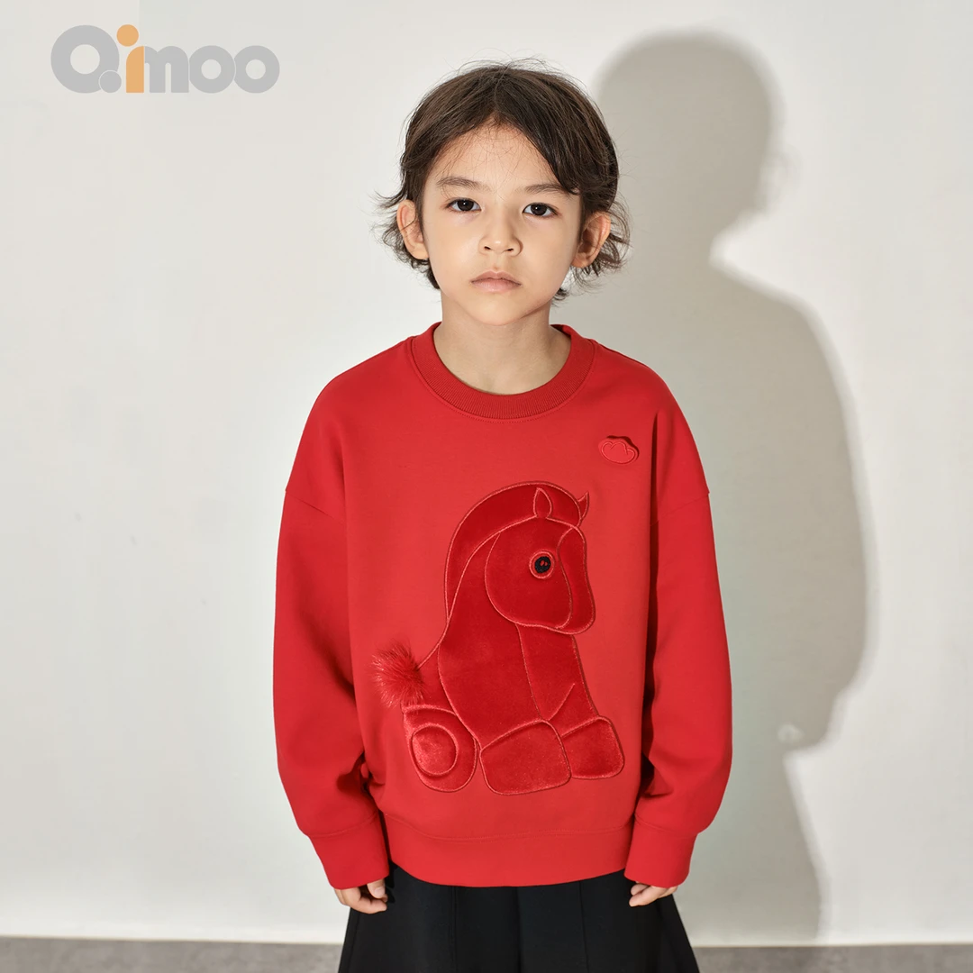 Qimoo/淇木26春季男女童宽松长袖红色马年拜年服套头衫QWM1TC144A