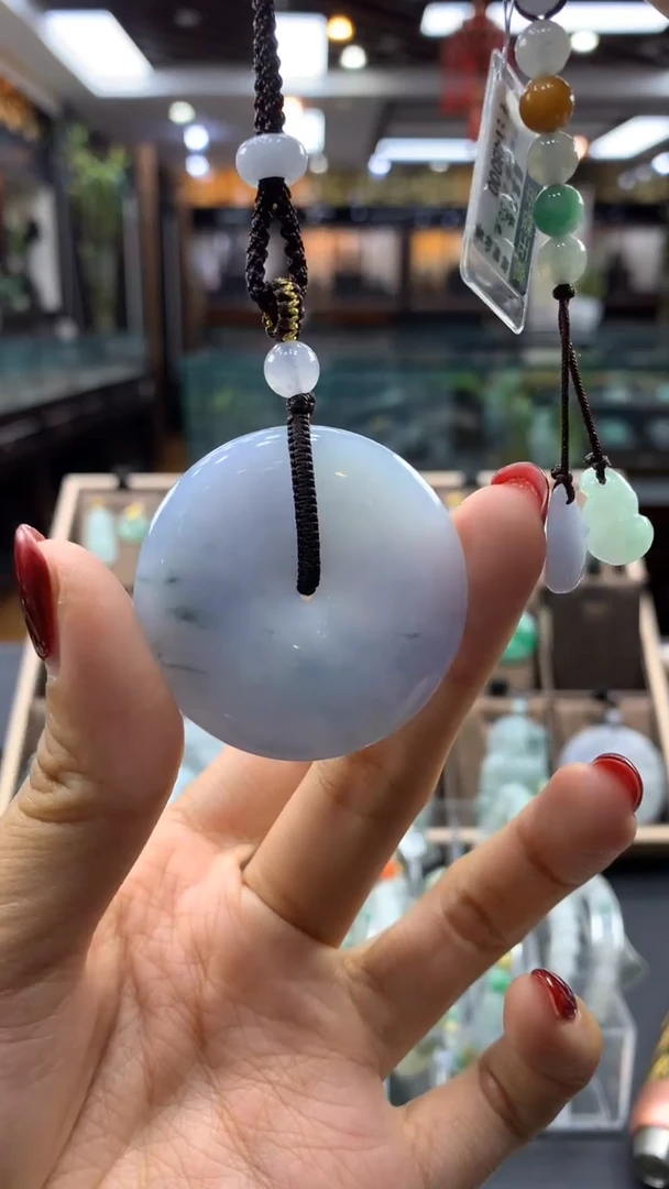 颈饰未镶嵌翡翠分****D平安扣