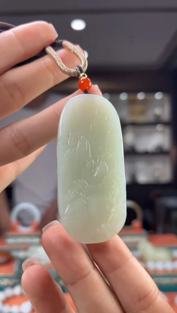 和田玉未镶嵌颈饰佩佩