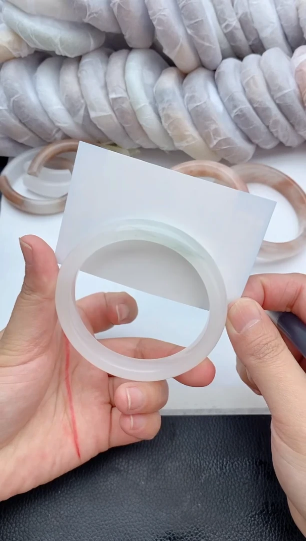 【闪购商品】石英质玉未镶嵌手镯73+59/60