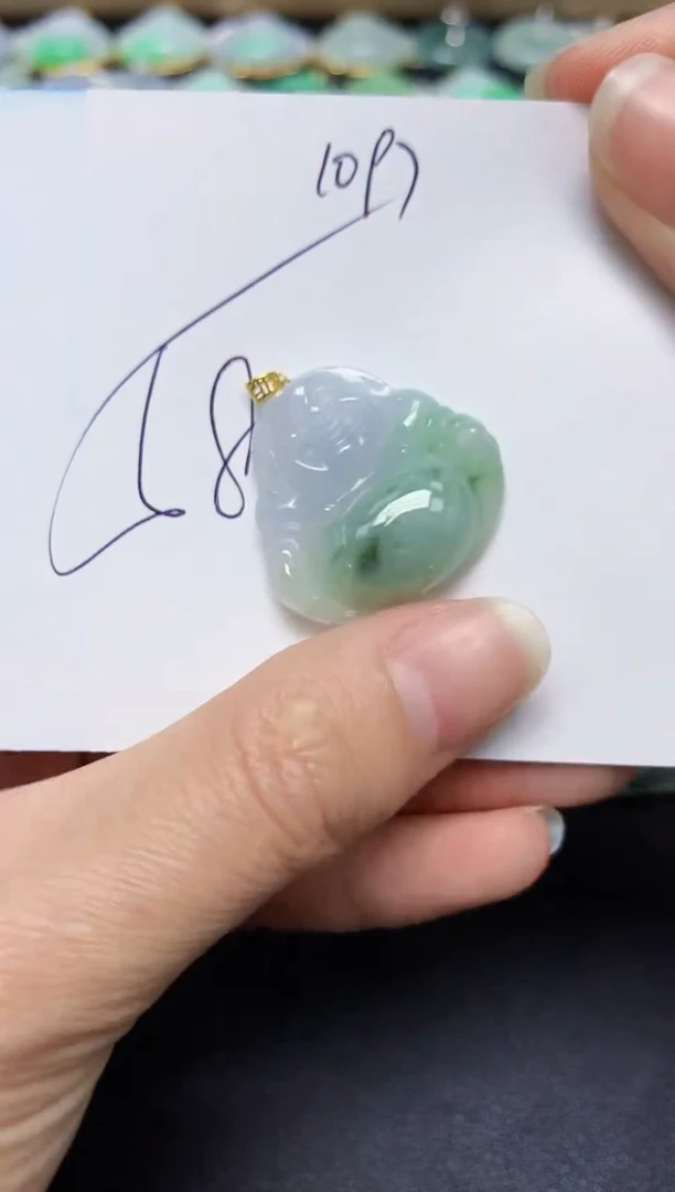 翡翠18K金镶嵌颈饰 天然翡翠A货