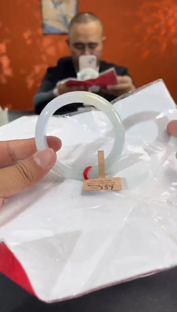 未镶嵌手镯翡翠5   57