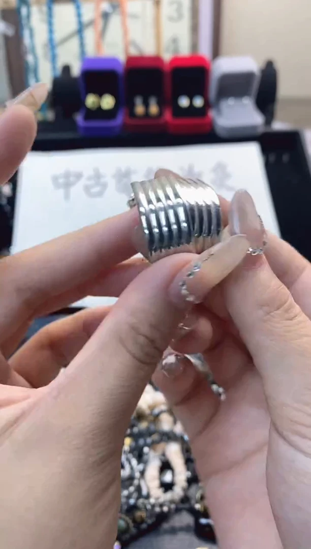 珐琅铁合金锐锐中古首饰默认微瑕编号1