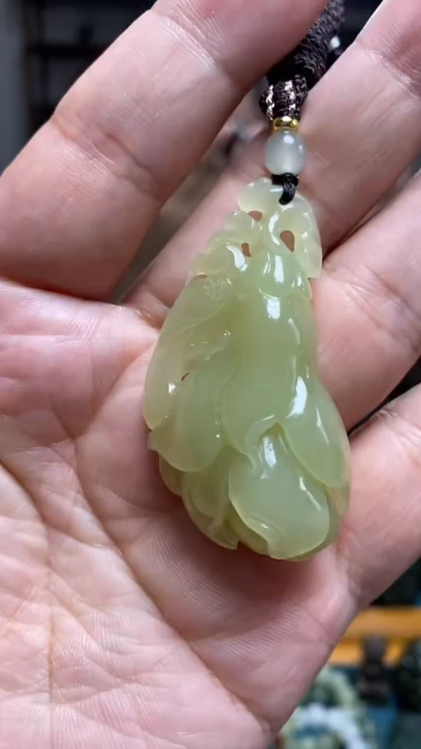 和田玉未镶嵌颈饰107