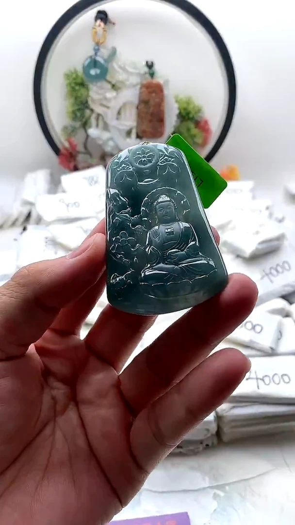 颈饰未镶嵌翡翠阿弥陀佛