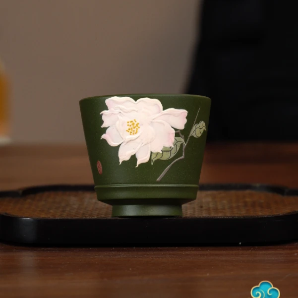 512宜兴紫砂茶具绿泥堆绘荷花主人杯NX150CC左右