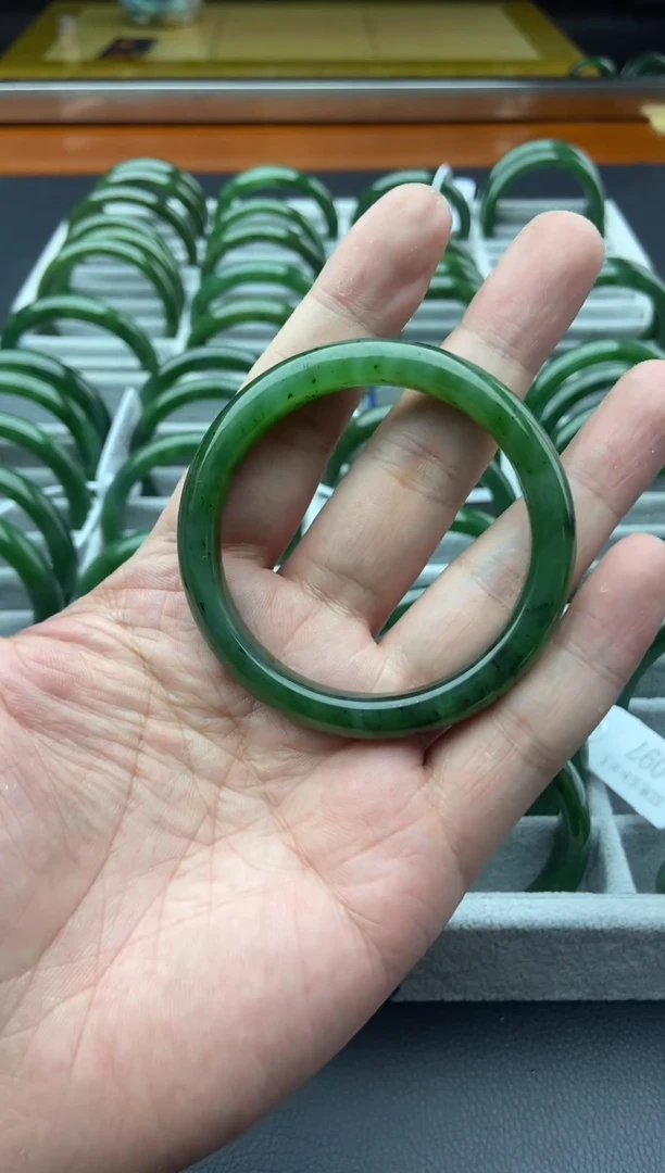 未镶嵌手镯和田玉（碧玉）92-54