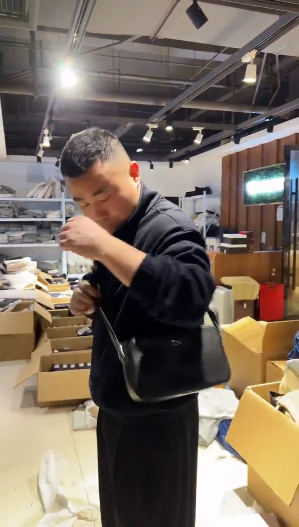 头层牛皮934品牌男包清货中（不要卡单，理性消费）