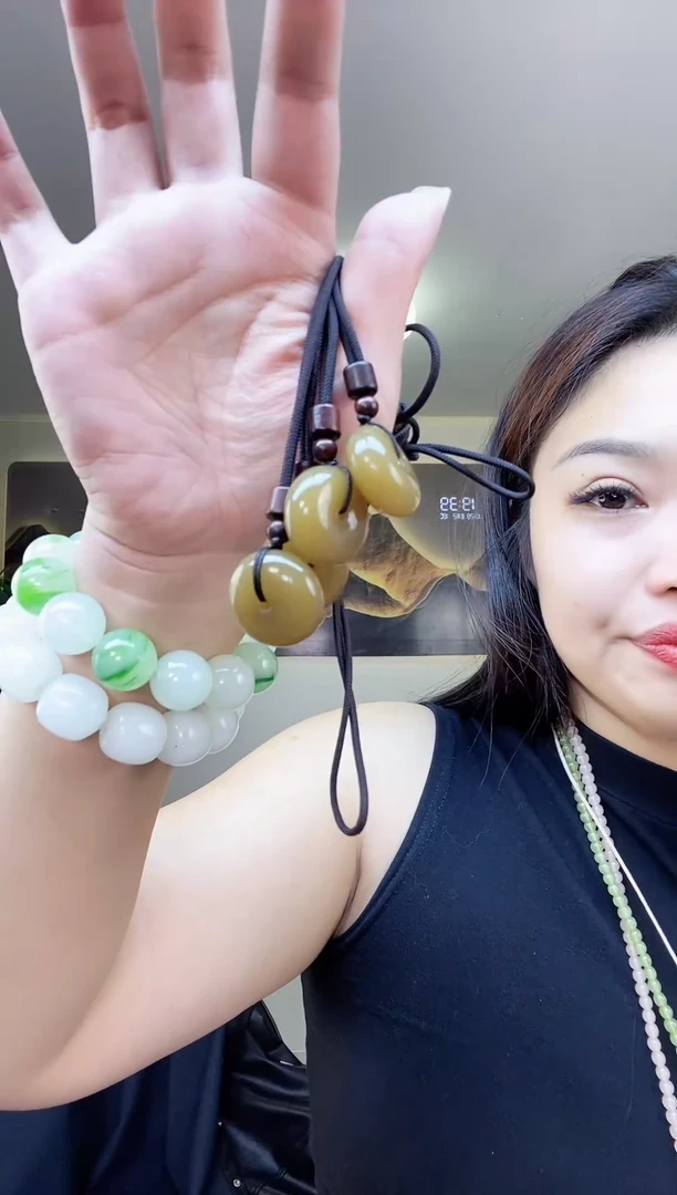 未镶嵌蛇纹石玉颈饰多样性随机发一