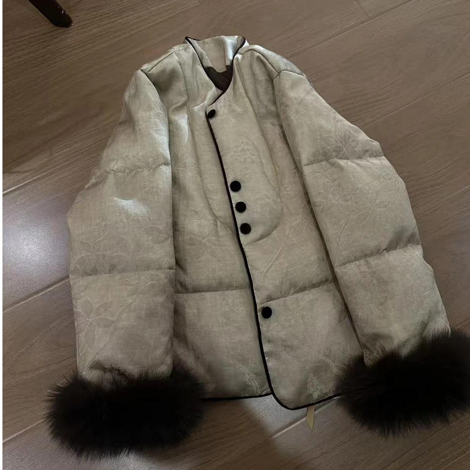 高品质国风盘扣子袖口毛毛羽绒服