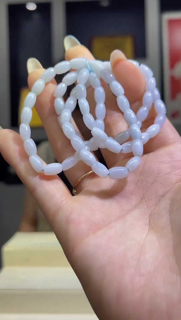 翡翠未镶嵌颈饰MFC0819114多样性发一