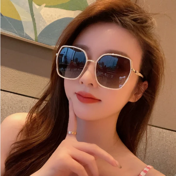 福袋专享太阳镜随机一副