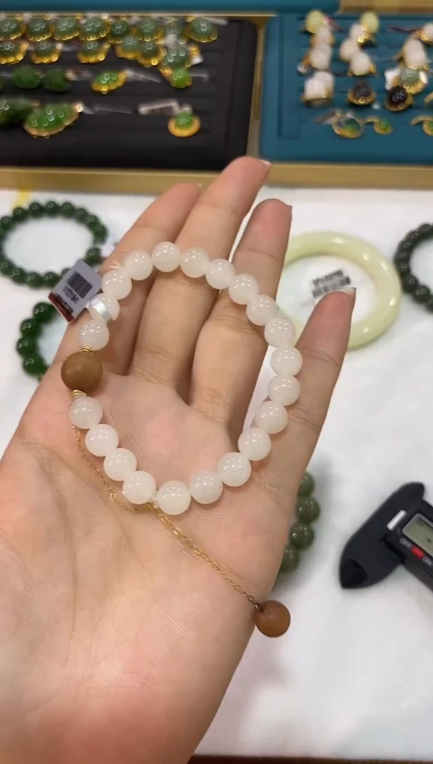 18K金镶嵌和田玉珠宝奇石A01（多样性发一件）