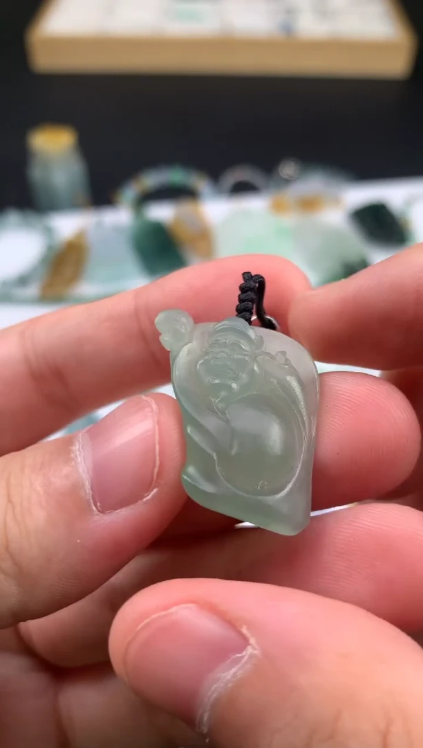 未镶嵌定制翡翠翡翠