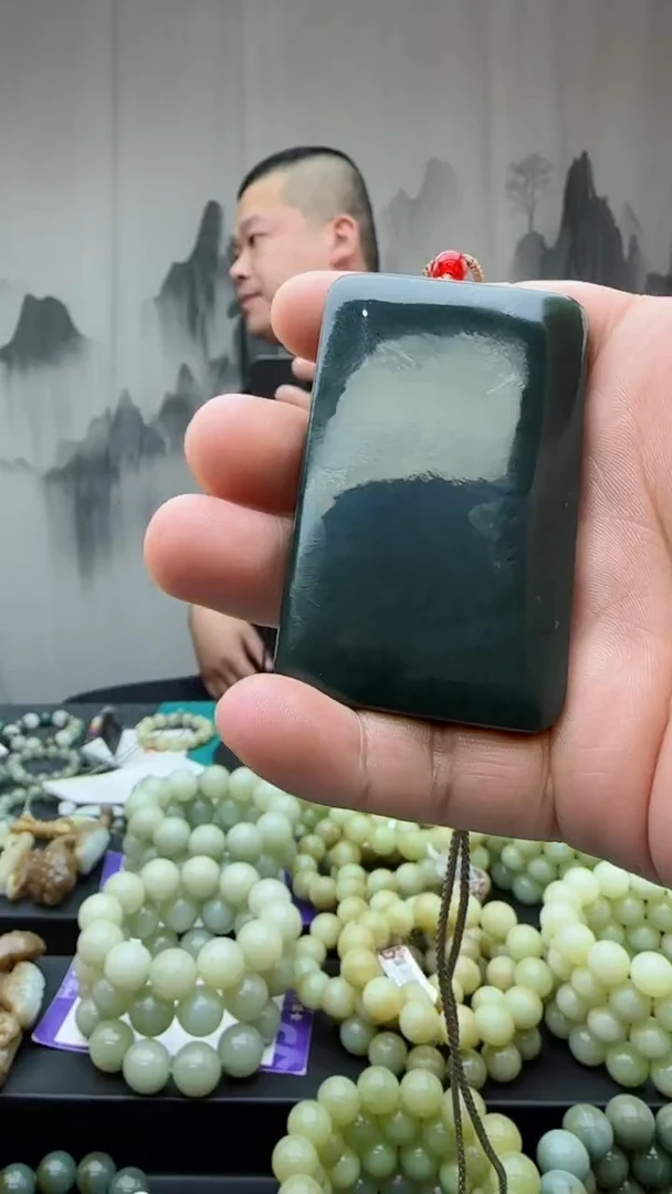 【闪购商品】和田玉颈饰未镶嵌多样性发货拍一发一平安无事牌