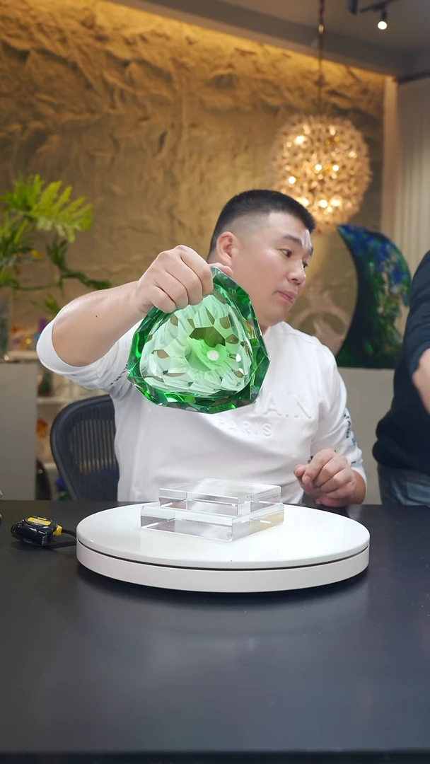 琉璃蓝绿色三角形切面果碗