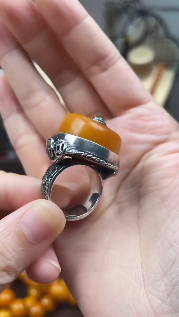 未镶嵌琥珀裸石首饰 假1赔4（多样性发货1件