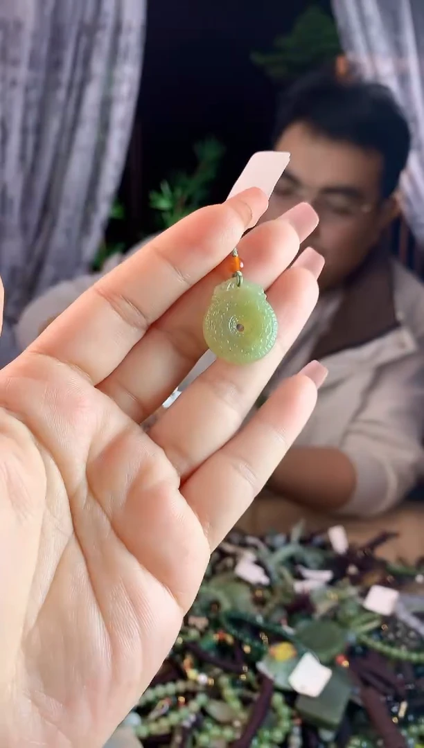 【闪购商品】和田玉挂件未镶嵌多样性发货拍一发一