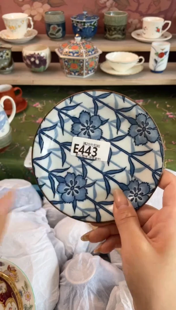 瓷片攻****子瓷器瓷器E443