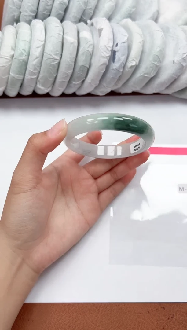 一物一拍，对准价格M74