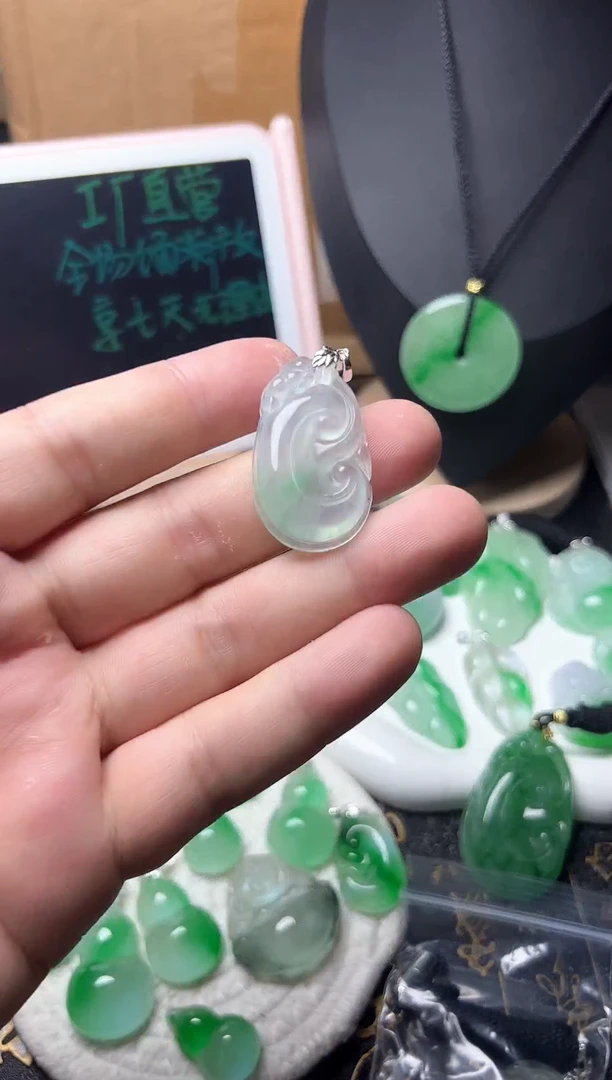 颈饰未镶嵌翡翠所见即所得，一图一物