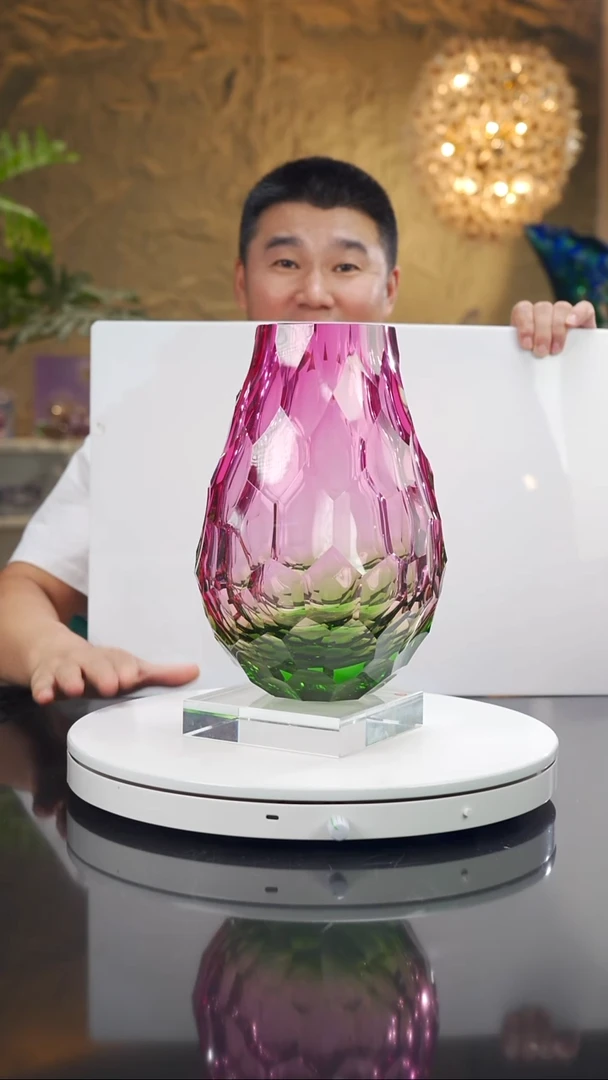 摆件福利金红绿凹切面花瓶
