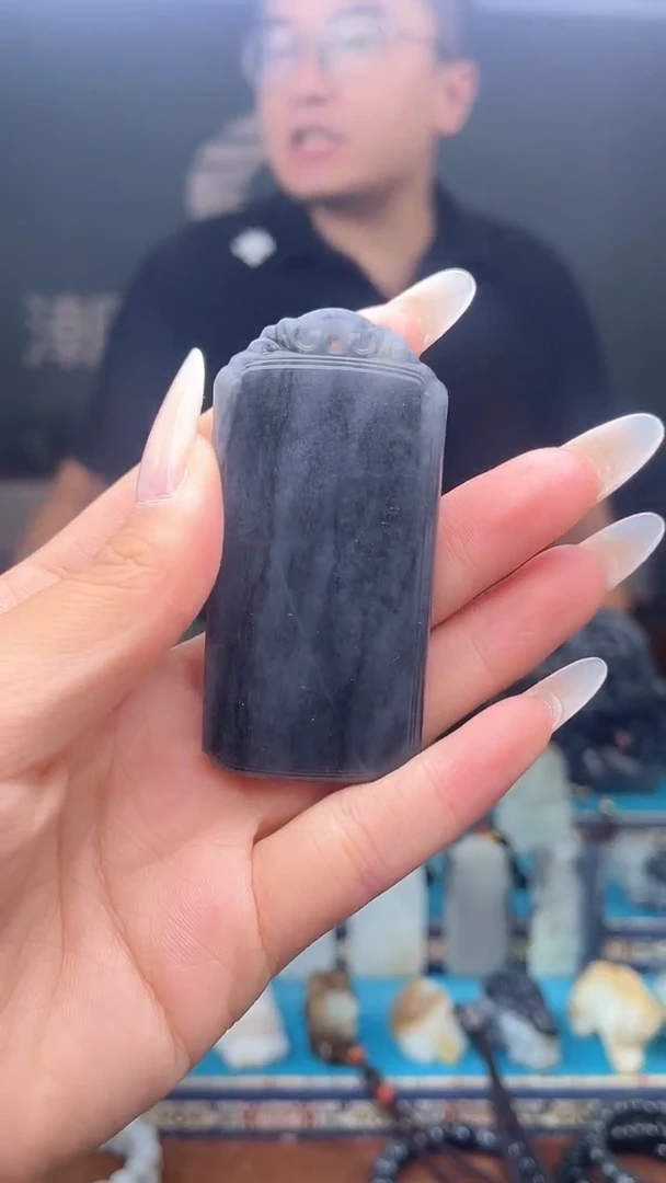 未镶嵌和田玉挂件1